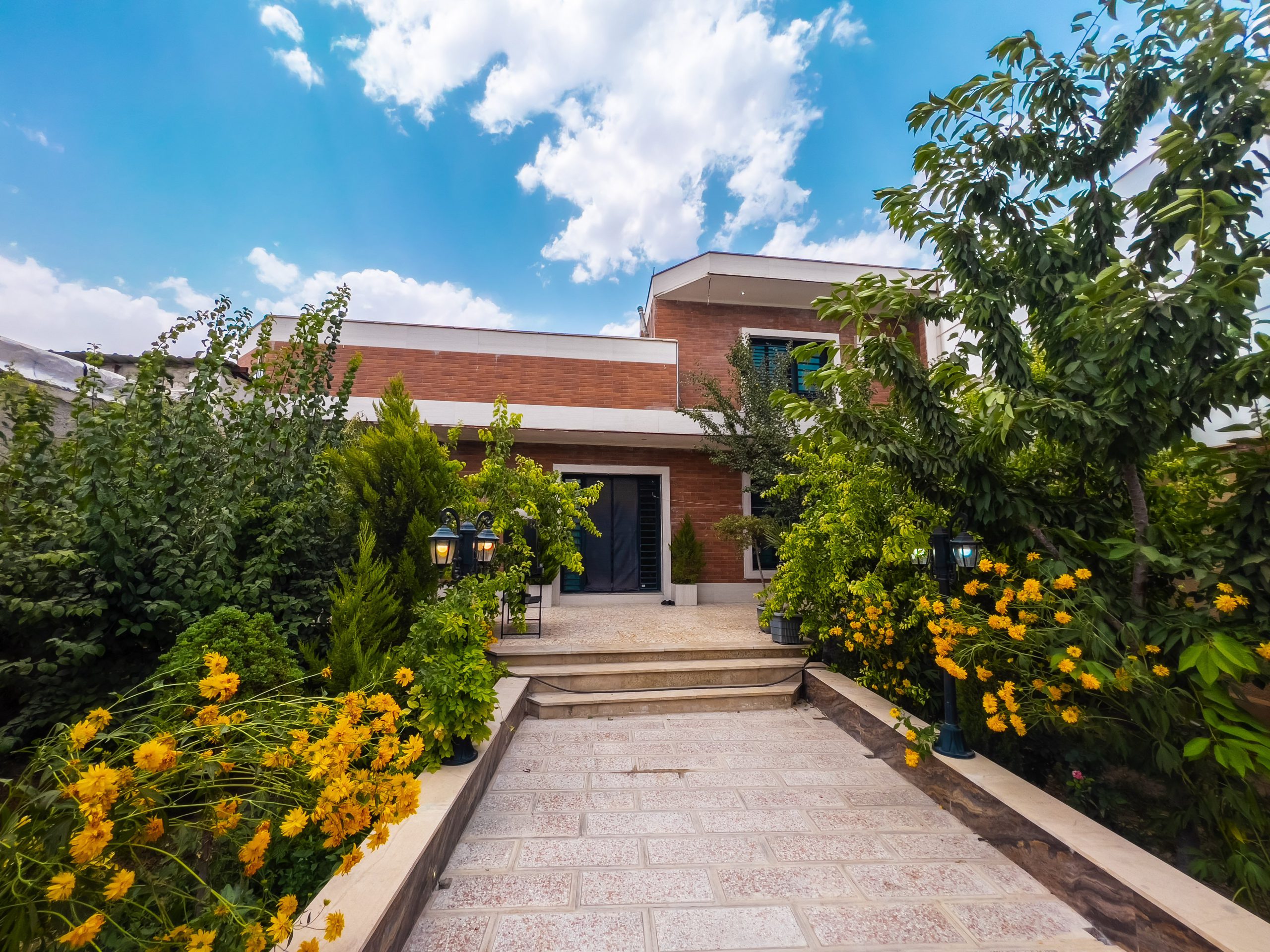 کلبه سوئیسی رامش رامسر